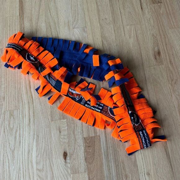 handmade Denver broncos scarf blue orange team memorabilia fleece unisex short - Picture 2 of 4